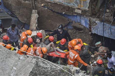 thane wall collapse latest updates